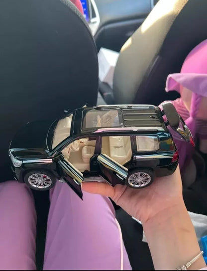 Toyota Land Cruiser |Best Selling 🔥 1:24 Scale Die-Cast